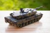 Revell 03243 German Leopard 2A5 - A5NL - 1-35 Scale-14.jpg