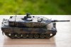 Revell 03243 German Leopard 2A5 - A5NL - 1-35 Scale-15.jpg