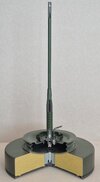 11- UKA-63 anti-tank mine with DPG-65 tilt rod  fuze cutaway.jpg