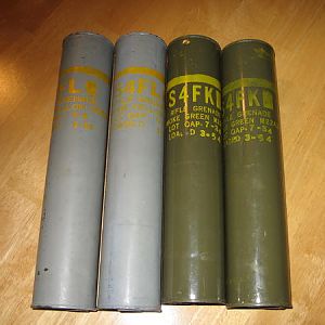 M22 yellow and green smoke grenades