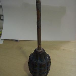 Chemical delay firing device M1