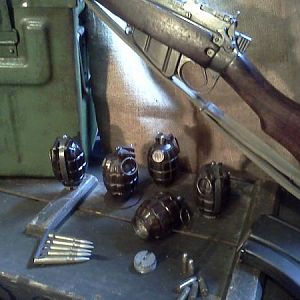 ww2 no 36m mk1 mills grenades.