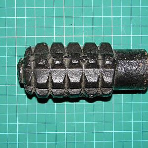 Spanish "Ferrobellum" stick grenade
