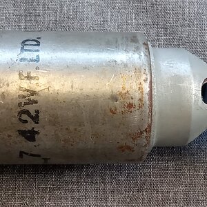2 inch MK1 para illuminating  round ILLG  WITH PARACHUTE 7 42 WF.LTD LOT 1092. NSC 3 41