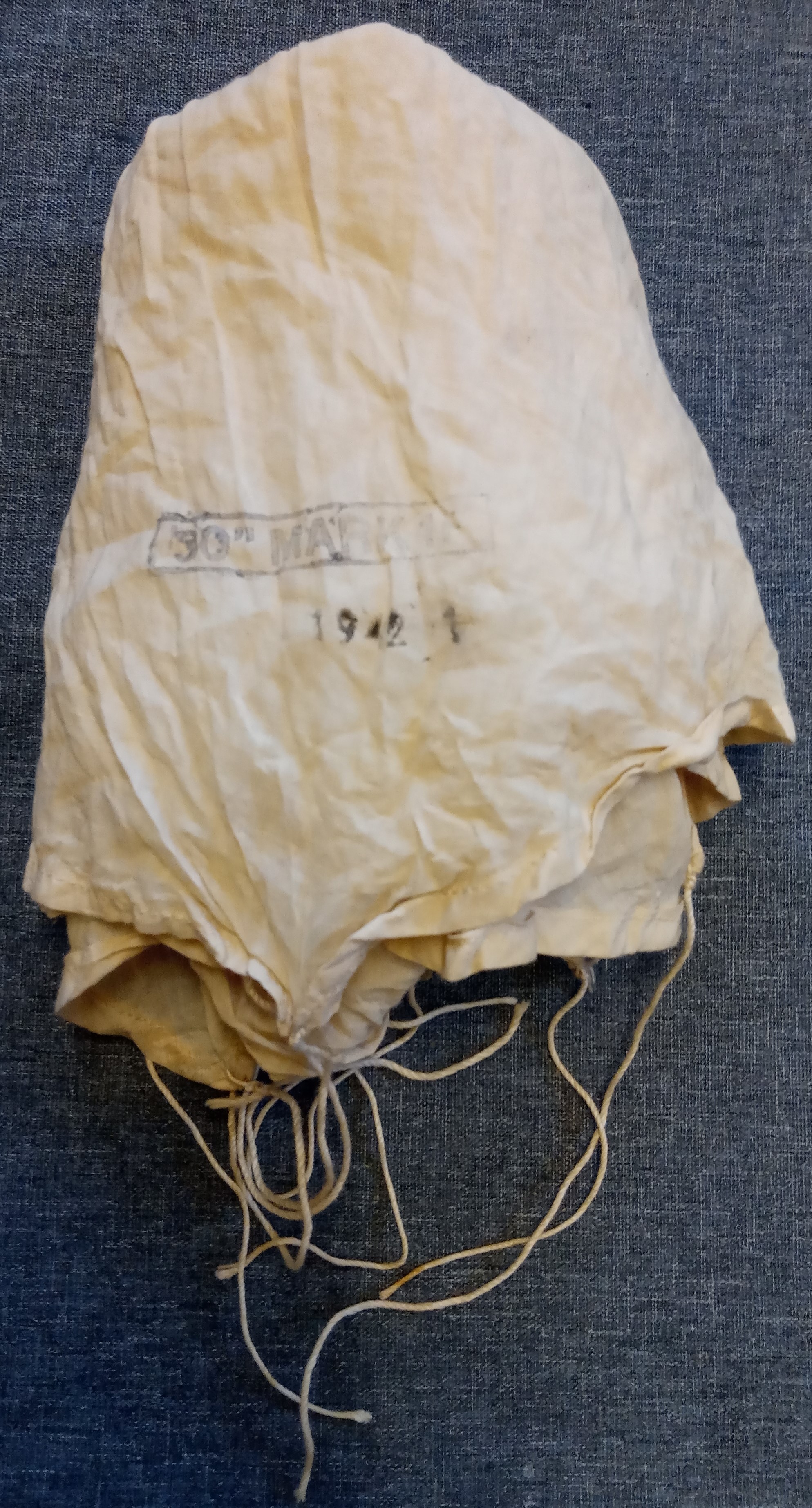 2 inch parachute 30 inch MKI 1942 1.