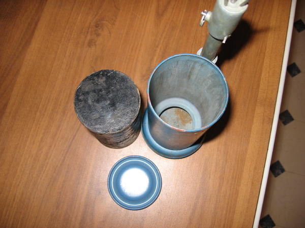 Mine projectile and cap