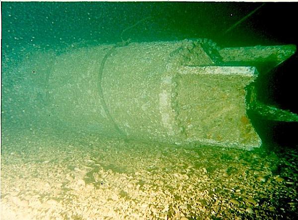 Mine underwater or marine mine
